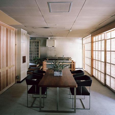 Hotel Sunshine/三舎院 Осака Экстерьер фото